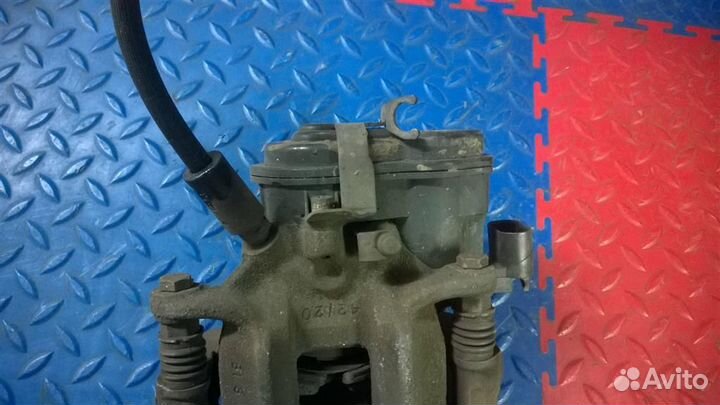 Суппорт задний левый BMW X3 F25