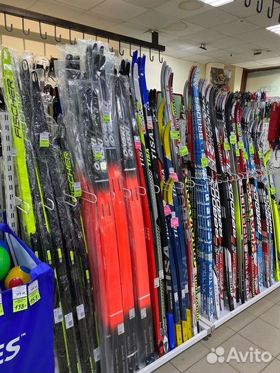 Беговые лыжи, лыжные комплекты