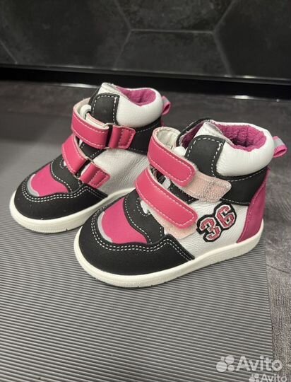 Ботиночки Котофей демисезонные 20р на доставке