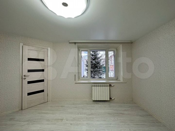 2-к. квартира, 49,8 м², 1/17 эт.