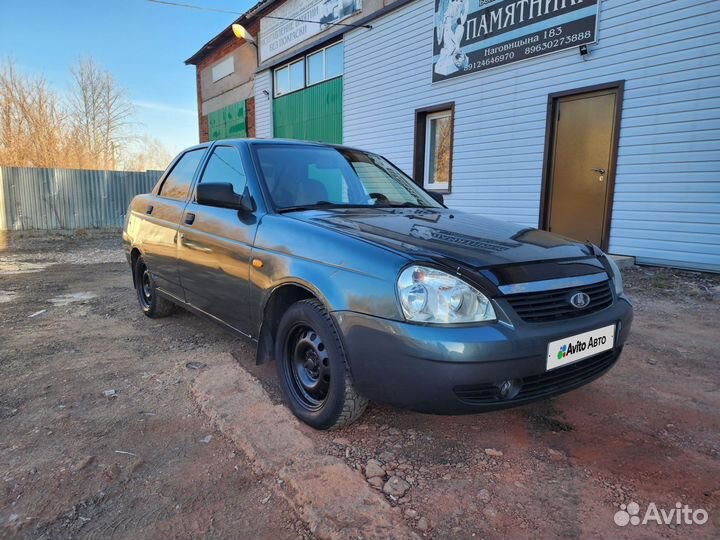 LADA Priora 1.6 МТ, 2010, 200 000 км