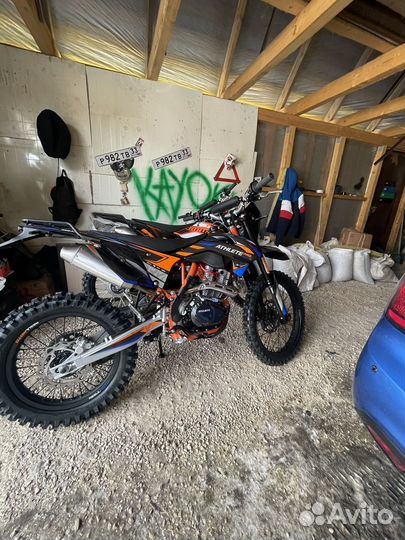 Мотоцикл - эндуро