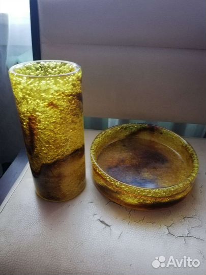 Ваза для цветов из янтаря