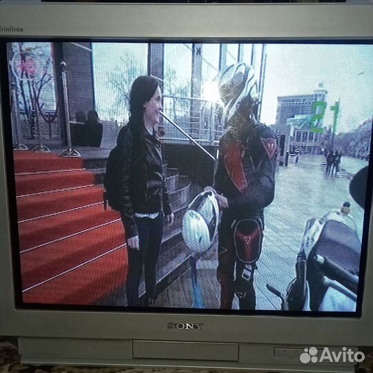 Телевизор бу sony Trinitron