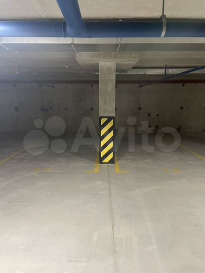 Машиноместо, 14 м²