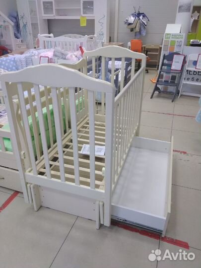 Кровать новорожденная