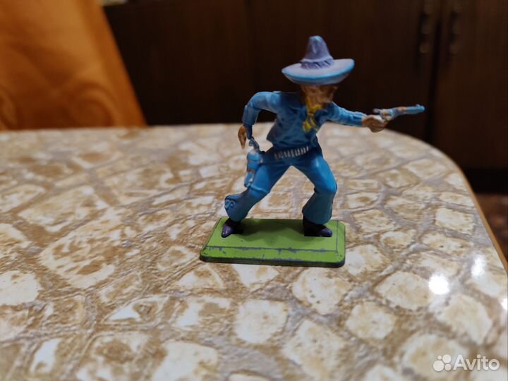 Игрушка Солдат