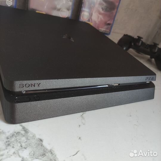 Sony PS4 Slim 1TB (3 диска)