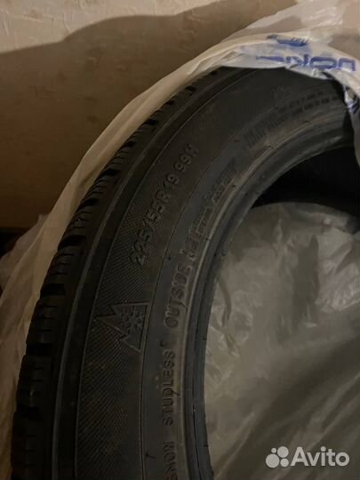 Kumho I'Zen RV Asymmetric 225/55 R19