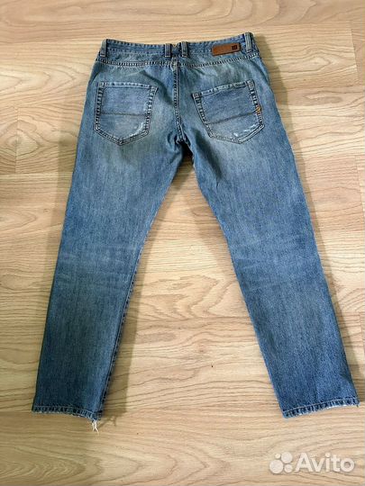 Джинсы женские с вышивкой аниме