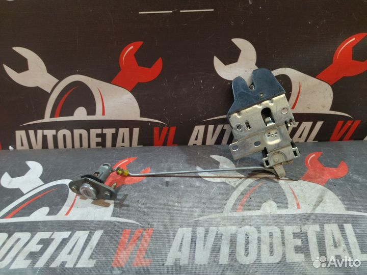 Замок крышки багажника Mitsubishi Lancer 9