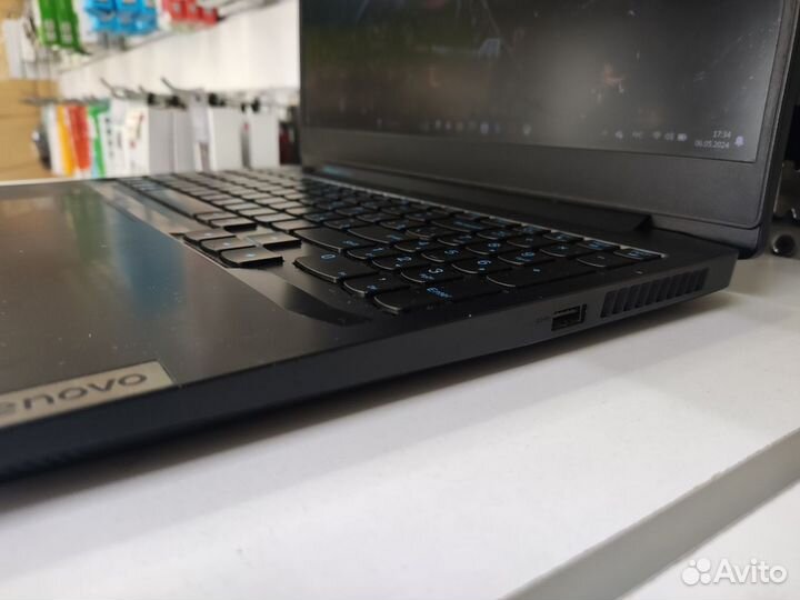 Ноутбук Lenovo 15ARH05