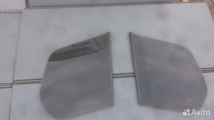 Стекло форточка Mitsubishi Space Star