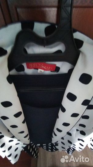 Костюм женский тройка