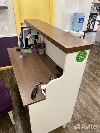 Стойка администратора заряженная на успех