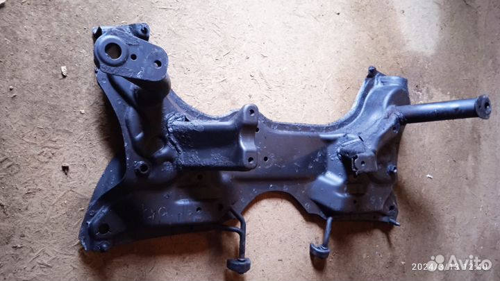Подрамник передний SX4