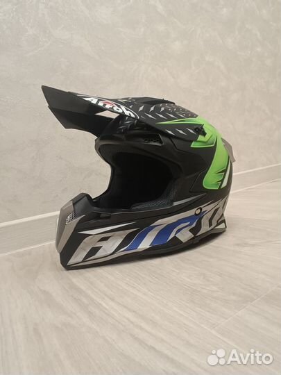 Кроссовый шлем Airoh