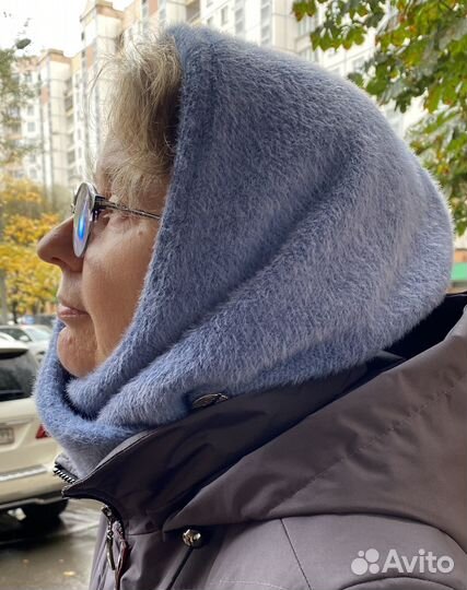 Капор капюшон зимний двухслойный женский на пугови