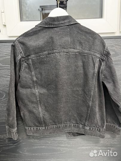 Джинсовая куртка