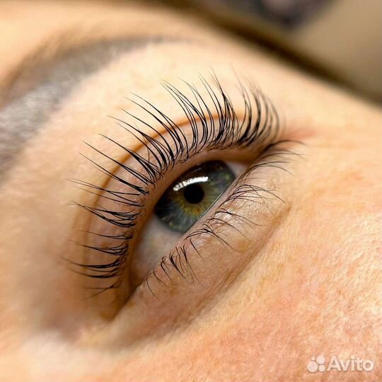 Ламинирование ресниц и бровей, коррекция бровей