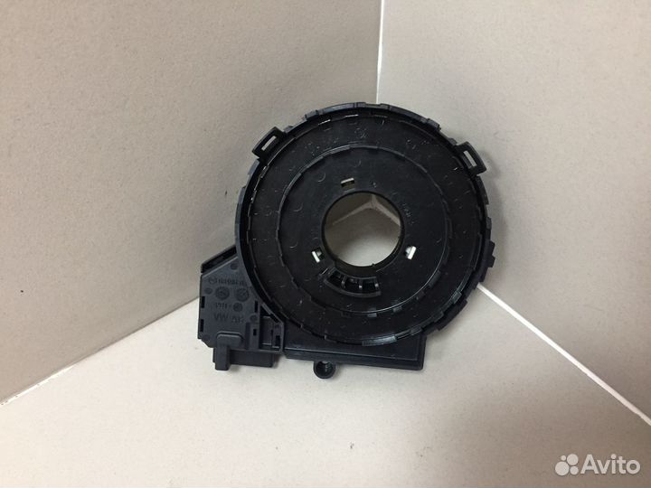 Шлейф подрулевой Volkswagen Passat B6 / CC