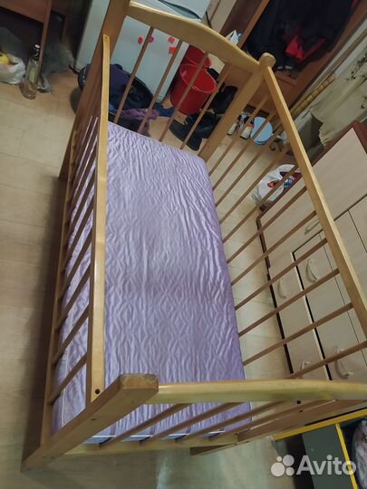 Детская кроватка