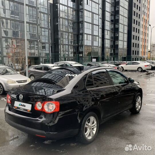 Volkswagen Jetta 1.6 AT, 2010, 260 000 км