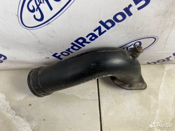 Патрубок воздушного фильтра Honda Civic 4D FD1