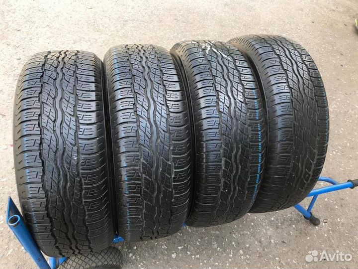 Bridgestone Dueler H/T D687 255/70 R18