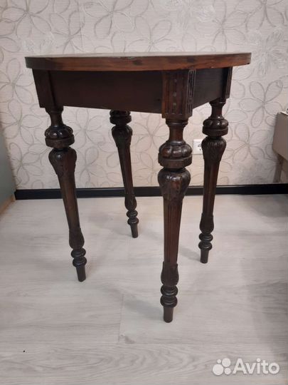 Антикварный столик 19 век