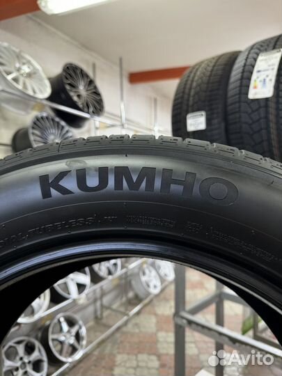 Kumho Ecsta PS71 285/50 R20 116W