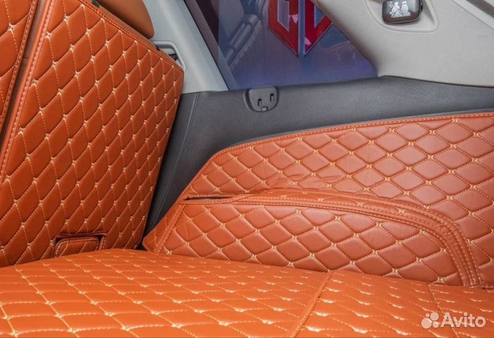 3Д коврики в багажник Audi Q7 2016