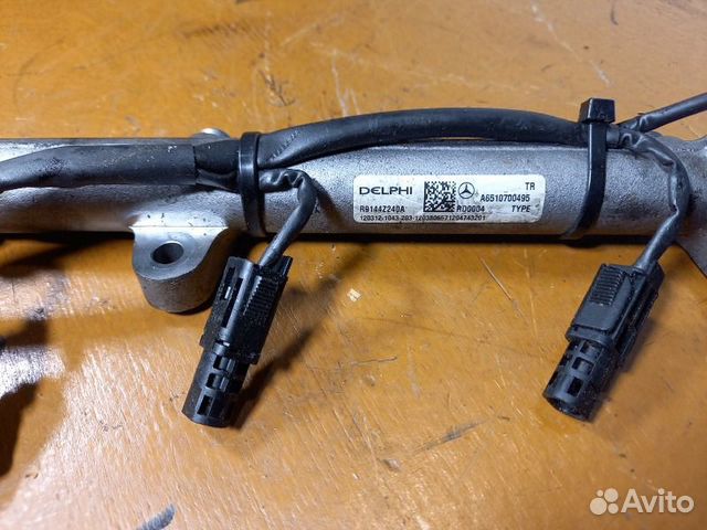 Топливная рампа Mercedes Sprinter W906 OM651 2.2