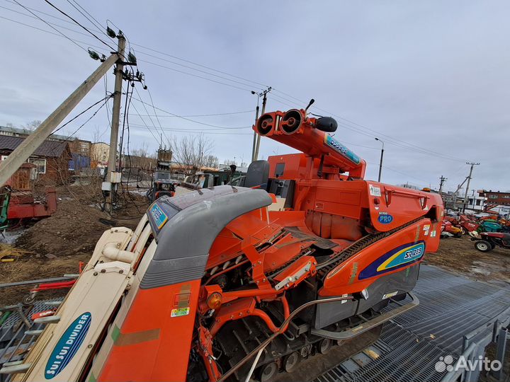 Комбайн Kubota SR-M32, 2014