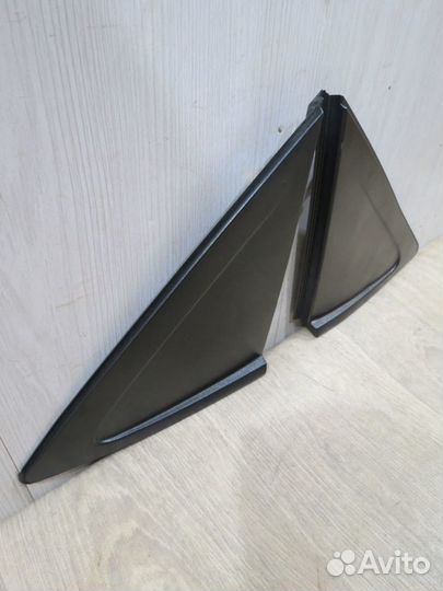 Накладка заднего крыла Hyundai Solaris