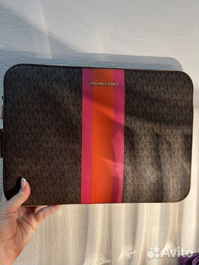 Чехол для macbook michael kors JET SET