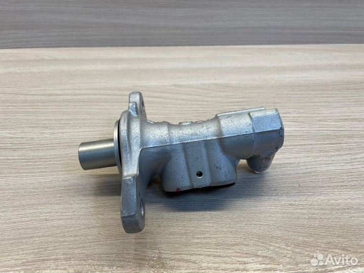 Главный тормозной цилиндр LADA X-Ray