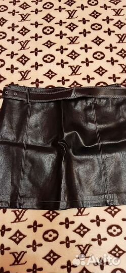 Юбка кожаная новая