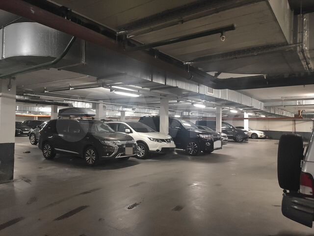 Машиноместо, 14 м²