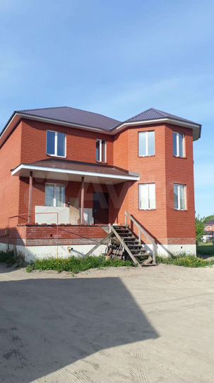 Дом 148 м² на участке 10 сот.