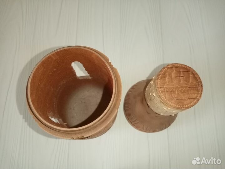 Бутылка-футляр из дерева (Суздаль) сувенир