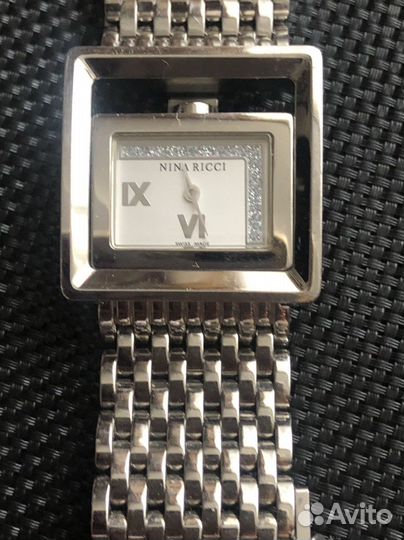 Часы наручные женские оригинал