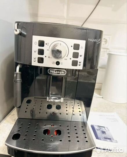 Кофемашина delonghi