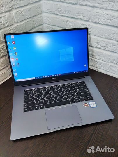 Huawei 15.6' Ryzen 5 3500 4/8 3.7Ггц/озу 8/SSD