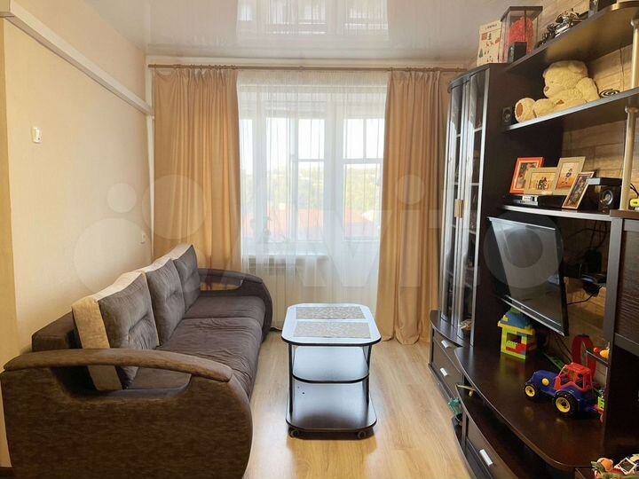 2-к. квартира, 40 м², 4/4 эт.