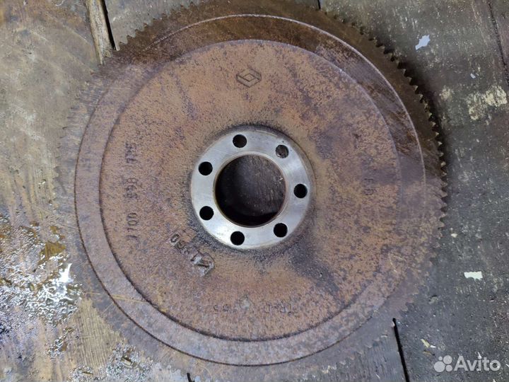 Маховик Renault Logan 1.4