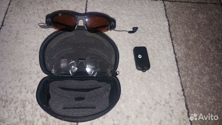Очки с видео фотокамерой и наушниками
