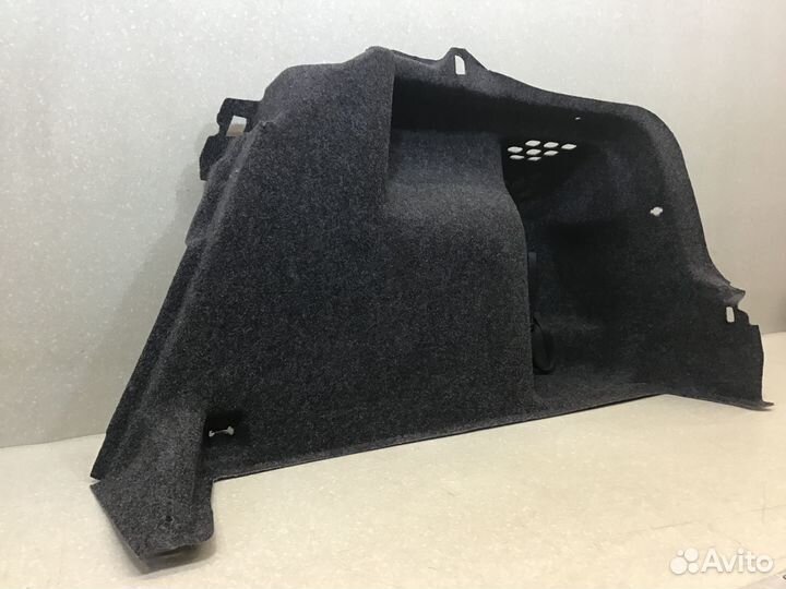 Обшивка багажника Skoda Rapid 2013-2020