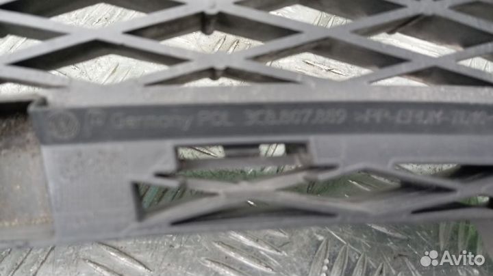 Усилитель бампера Volkswagen Passat Cc Передний