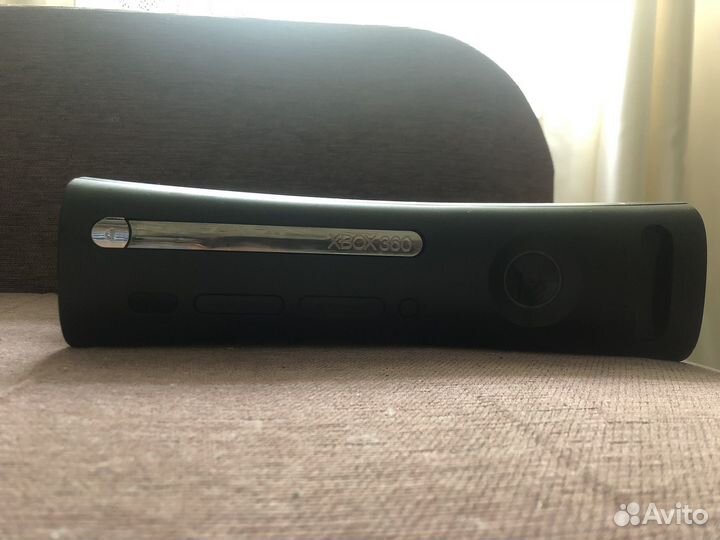 3 консоли Xbox 360